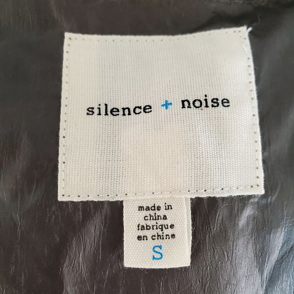 Silence + Noise Olive Bomber Jacket - Picture 7 of 10